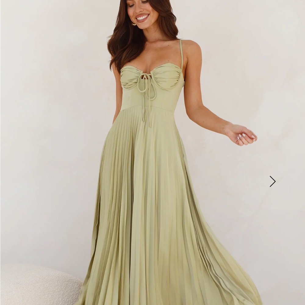 Hello Molly Sage Maxi Dress - Picture 3 of 3